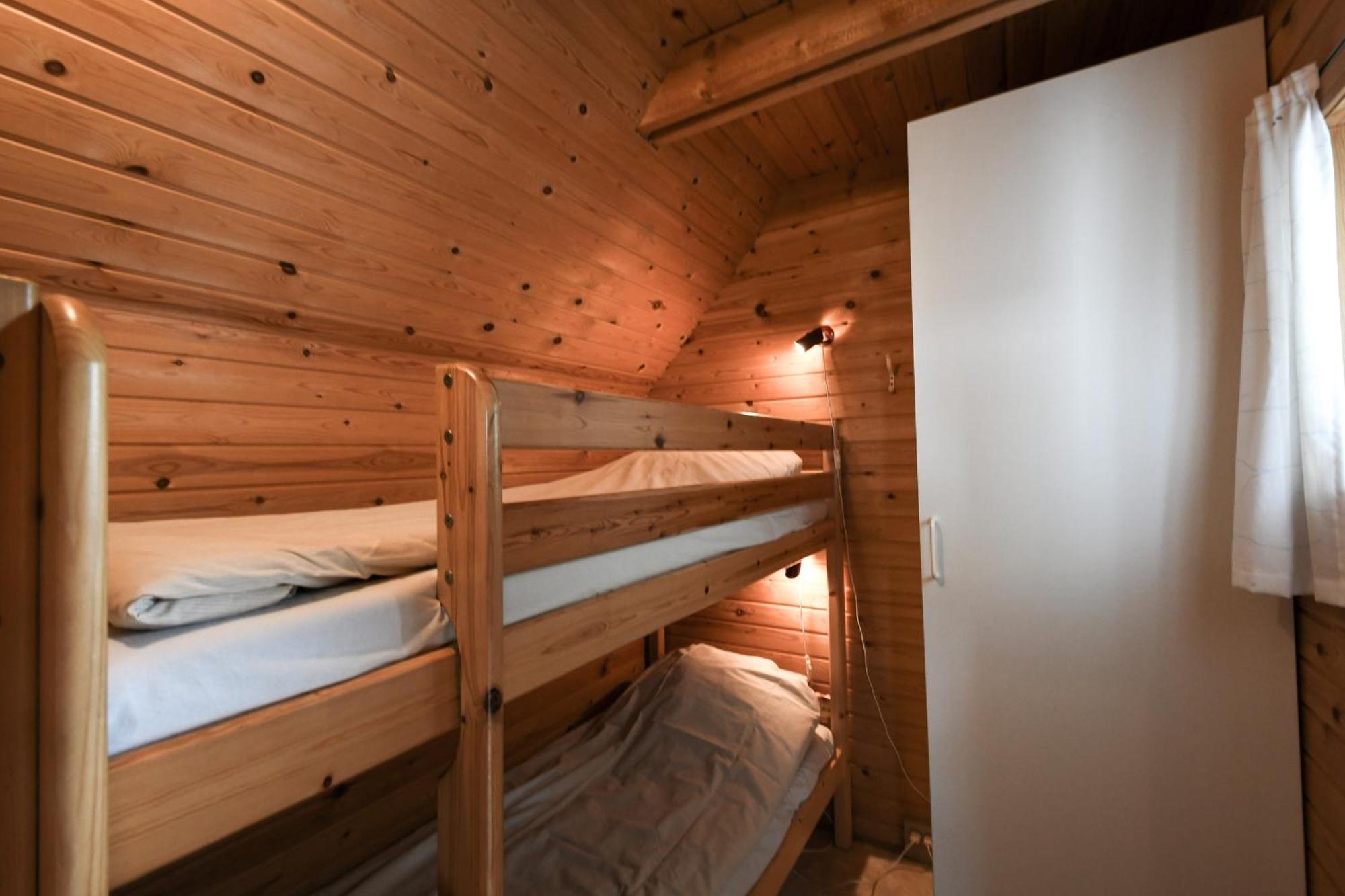 First Camp Skovlund Camping & Cottages Baring Bilik gambar